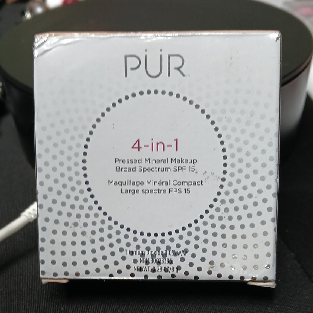 4-in-1 Pressed Mineral Makeup SPF 15 - Tan